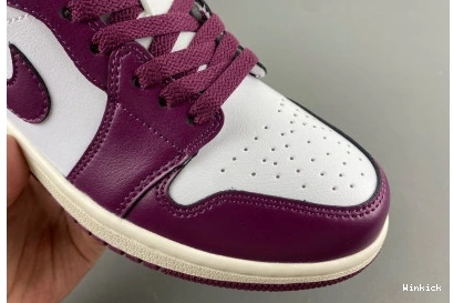 1 Low Jordan DC0774-161 0820